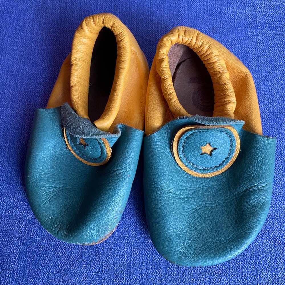 Softstar Roo Moccasins - toddler size 4 - barefoot